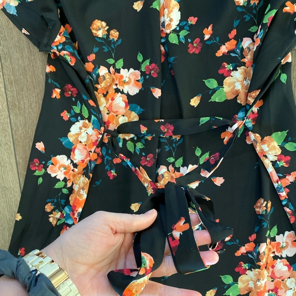 Maternity Floral Blouse/Tunic - Picture 3 of 5